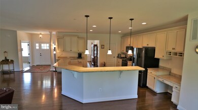 209 Dismondy Dr, Huntingtown, MD 20639 - photo 5