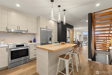 2273 14th Ave W, Seattle, WA 98119 - photo 5