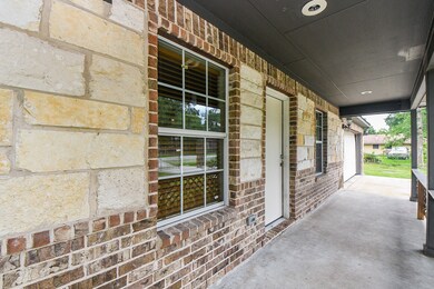 5913 Senior St, Houston, TX 77016 - photo 5