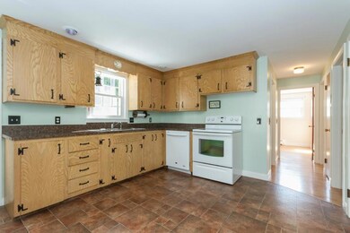 319 Ludlow St, Portland, ME 04102 - photo 7