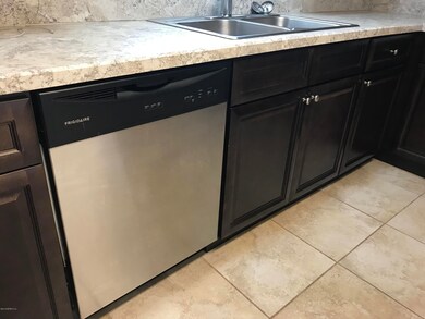 10640 Tulsa Rd, Jacksonville, FL 32218 - photo 6