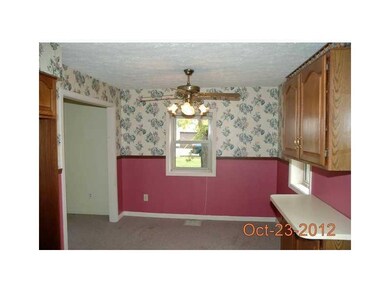 402 N 16th Ave, Beech Grove, IN 46107 - photo 2