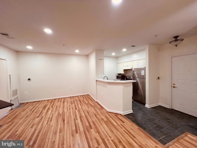 2204 Westcourt Ln unit 113, Herndon, VA 20170 - photo 7