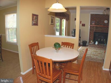 2552 Huntington Dr, Herndon, VA 20171 - photo 5