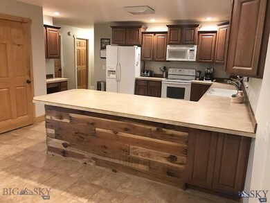 518 E Cedar St, Three Forks, MT 59752 - photo 6