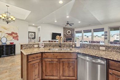 2212 Chippenham Ct, St. George, UT 84770 - photo 4