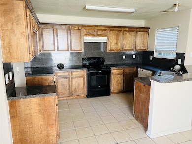 4205 Clover St unit B, Houston, TX 77051 - photo 5