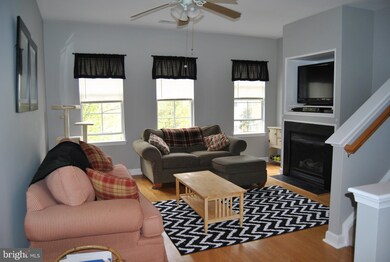 42518 Hollyhock Terrace, Ashburn, VA 20148 - photo 4