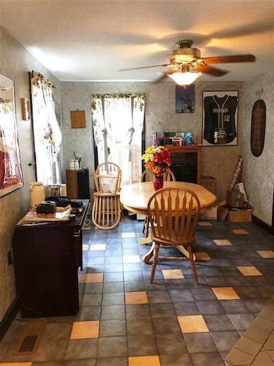 22 View St, Whitefield, NH 03598 - photo 4