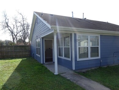 4809 Jewel St, Houston, TX 77026 - photo 2