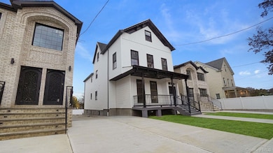 340 E 234th St, Bronx, NY 10470 - photo 3