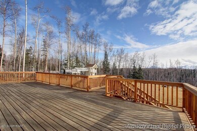 Huge Deck