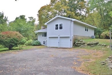 374 Bullet Hole Rd, Patterson, NY 12563 - photo 3
