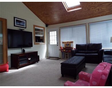 5 Sargent Ln unit 5, Franklin, MA 02038 - photo 4