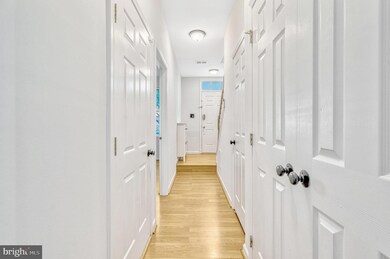 42811 Flannigan Terrace, Chantilly, VA 20152 - photo 7