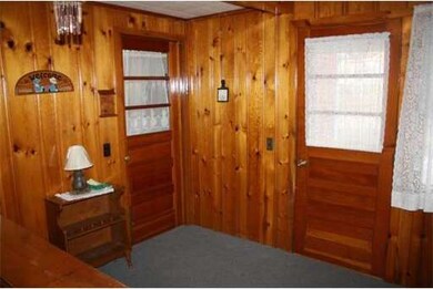 54 Davis St, Turners Falls, MA 01376 - photo 5