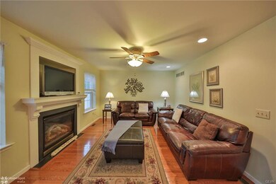 289 Park Ridge Dr, Easton, PA 18040 - photo 4
