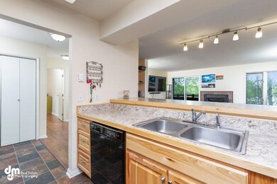 Kitchen 20180523-DW-0537-SMALL