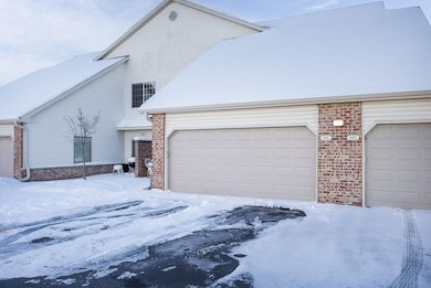 146 Pheasant Run unit C, Johnson Creek, WI 53038 - photo 6