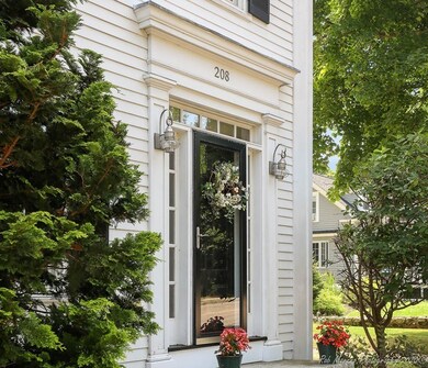 208 Main St unit 3, Amesbury, MA 01913 - photo 4