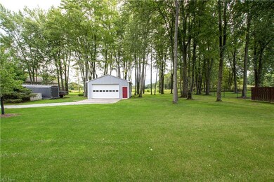 8915 Columbia Rd, Olmsted Falls, OH 44138 - photo 7