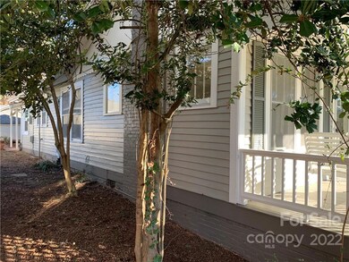 605 E Broad St, Statesville, NC 28677 - photo 7