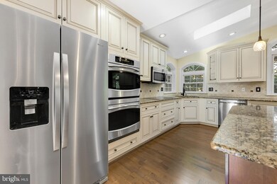 1733 Dauphin Ave, Reading, PA 19610 - photo 3