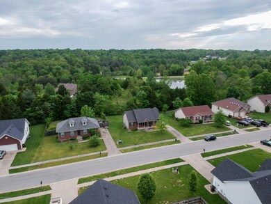 136 Crystal View Ct, Mount Washington, KY 40047 - photo 3