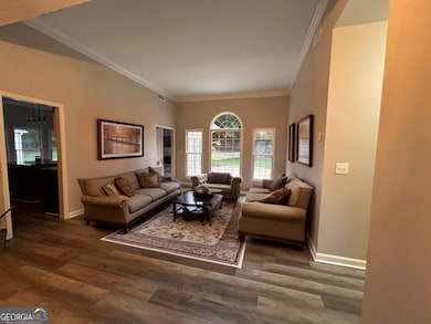 FORMAL LIVING RM -AI Staged