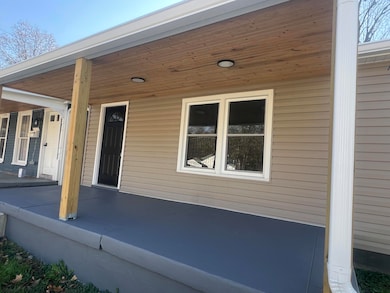 311 Second E St, Frankfort, KY 40601 - photo 2