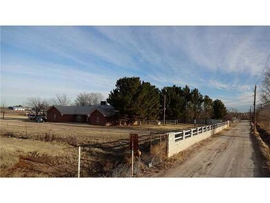 11564 N Loop Dr, Socorro, TX 79927 - photo 3