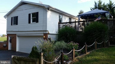 15563 Oak Rd, Waynesboro, PA 17268 - photo 4