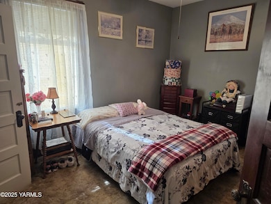 410 S 9th Ave, Yakima, WA 98902 - photo 7