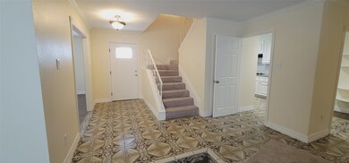 7003 Bent Branch Dr, Houston, TX 77088 - photo 4