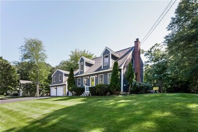 28 Chestnut St, Old Orchard Beach, ME 04064 - photo 4