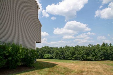 14 Rollins Ct, MerriMacK, NH 03054 - photo 3