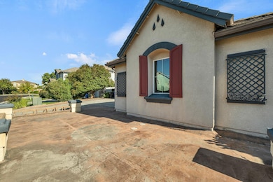 10309 Vila Real Way, Elk Grove, CA 95757 - photo 4