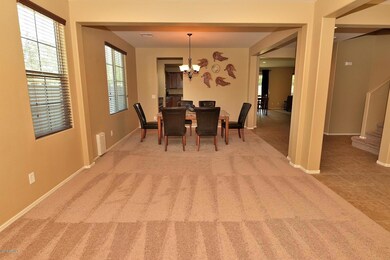 Front room/Dining room