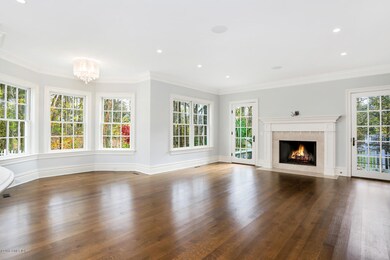 17 Dialstone Ln Riverside CT-large-029-6
