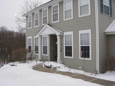 722 Timothy Ct unit 211, East Dundee, IL 60118 - photo 3