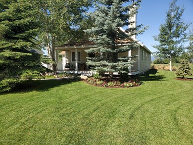 852 Streamside St, Driggs, ID 83422 - photo 3