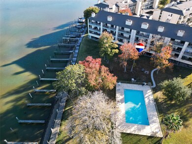 18809 Egret Bay Blvd unit 304, Houston, TX 77058 - photo 4