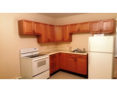 29 Bond St unit 1, Fitchburg, MA 01420 - photo 2
