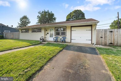 232 Alden Ave, Morrisville, PA 19067 - photo 3