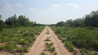 View of dirt / gravel road