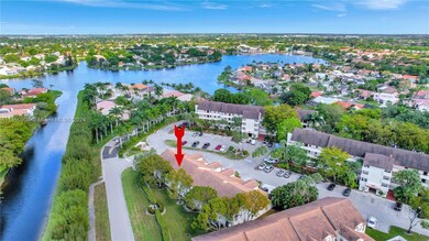 12576 Shoreline Dr unit 105, Wellington, FL 33414 - photo 4