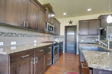 101 Balmer St SW, Orting, WA 98360 - photo 4