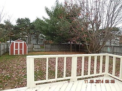 1113 Pacific Ct rear yard