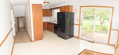 kitchen eat-in