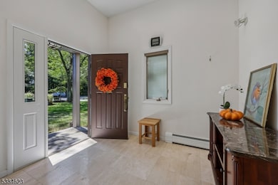 53 Ponds Cir, Wayne, NJ 07470 - photo 4